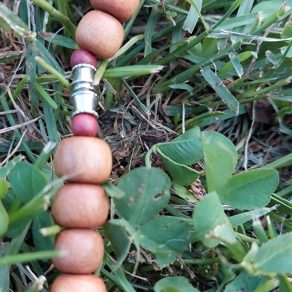 Vintage 1980's Wood Elephant Necklace with Beads - Picture 3 of 3